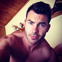 may221 - Homme gay de 38 ans