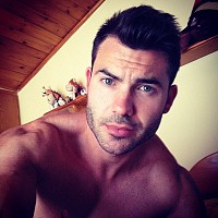 may221 - Homme gay de 39 ans